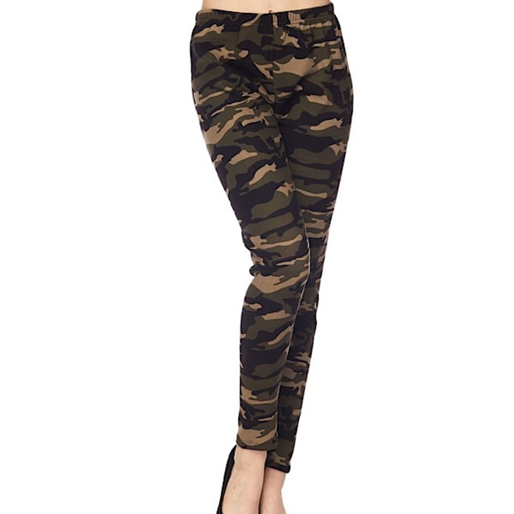 Fur-Lined Camo Leggings